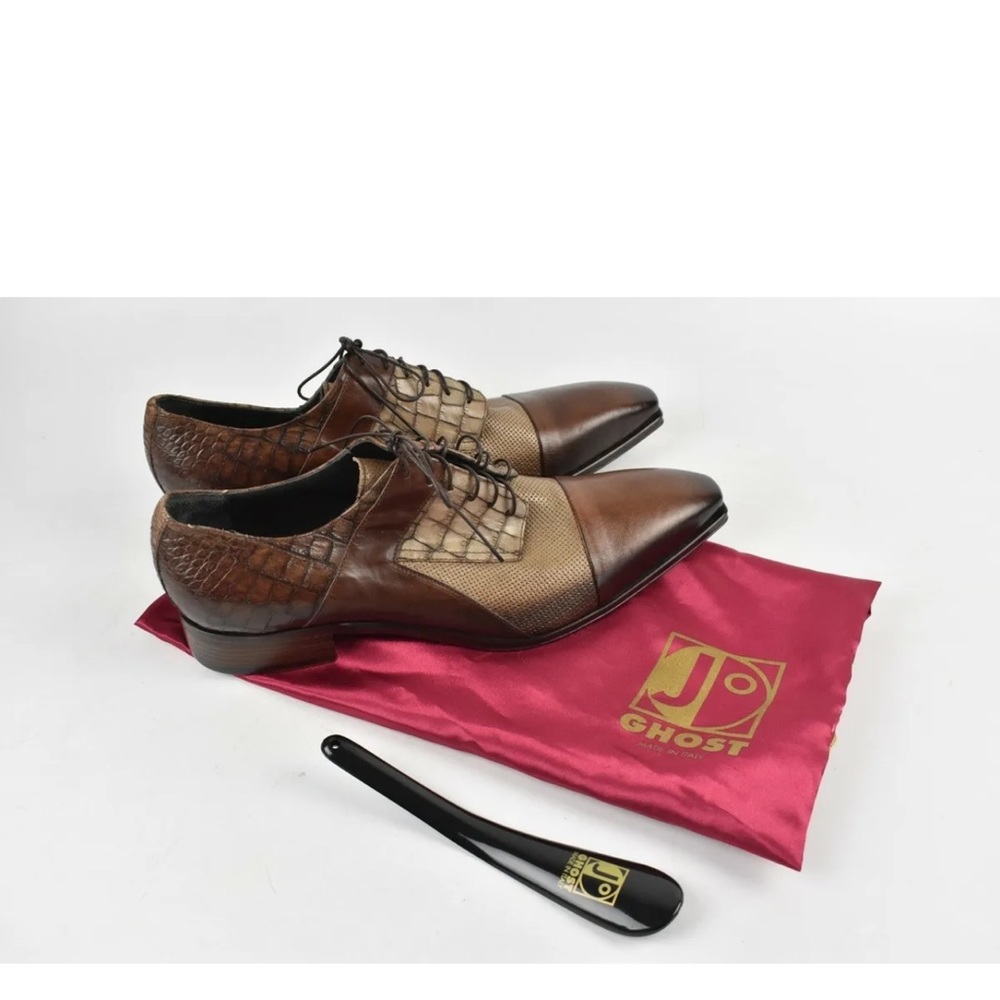 Nice worn only to for few hours once.